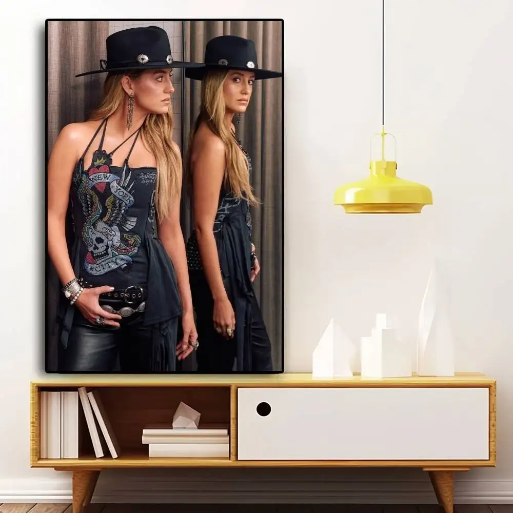 S18270fc388b445bd92228f119b73d6a9h - Lainey Wilson Shop